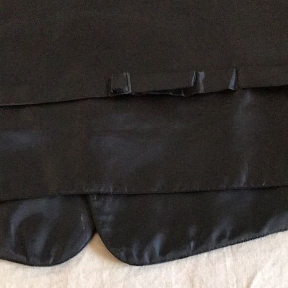 Vests - Picture 7 of 9